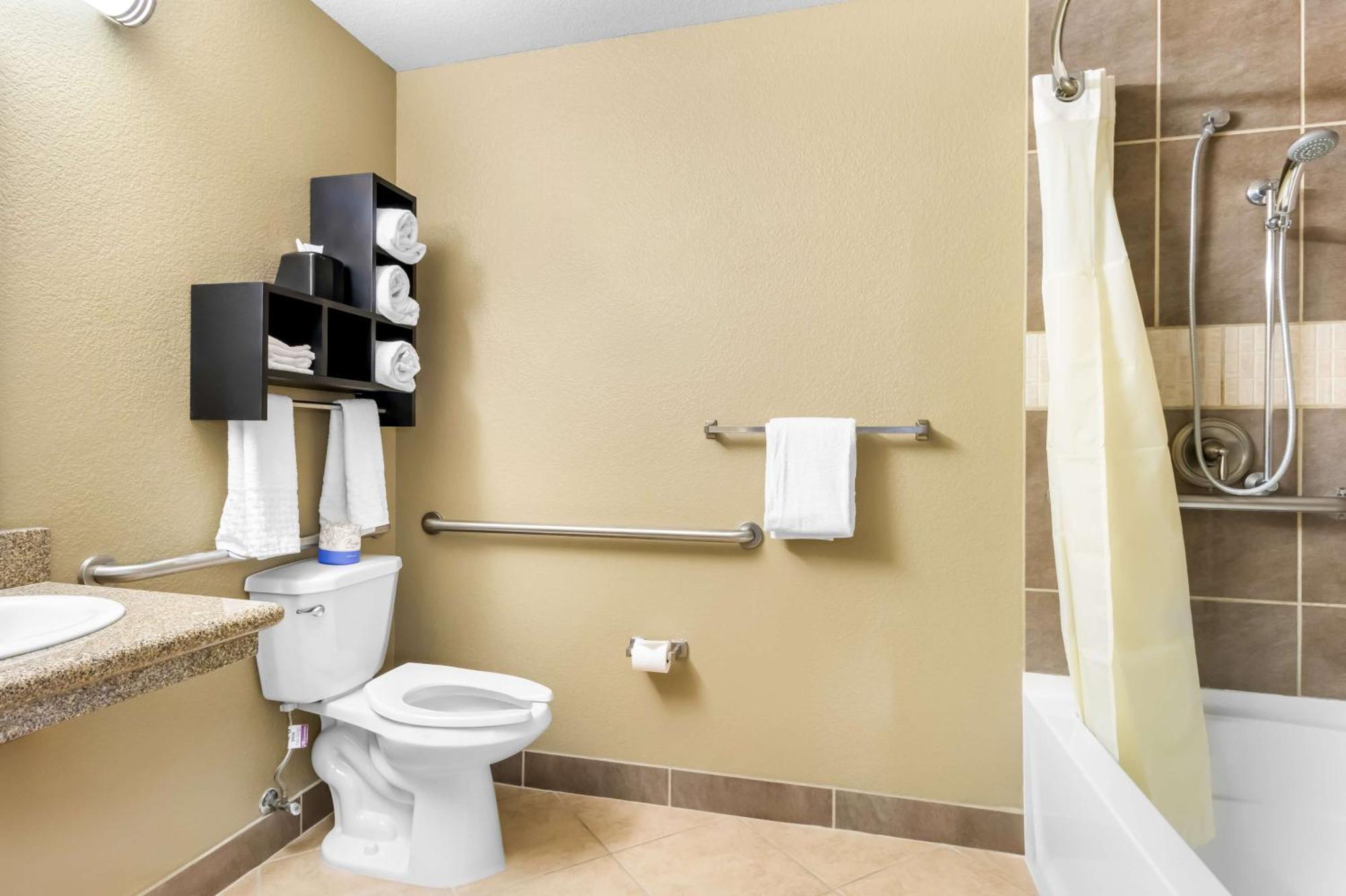 Best Western California City Inn & Suites Exterior photo