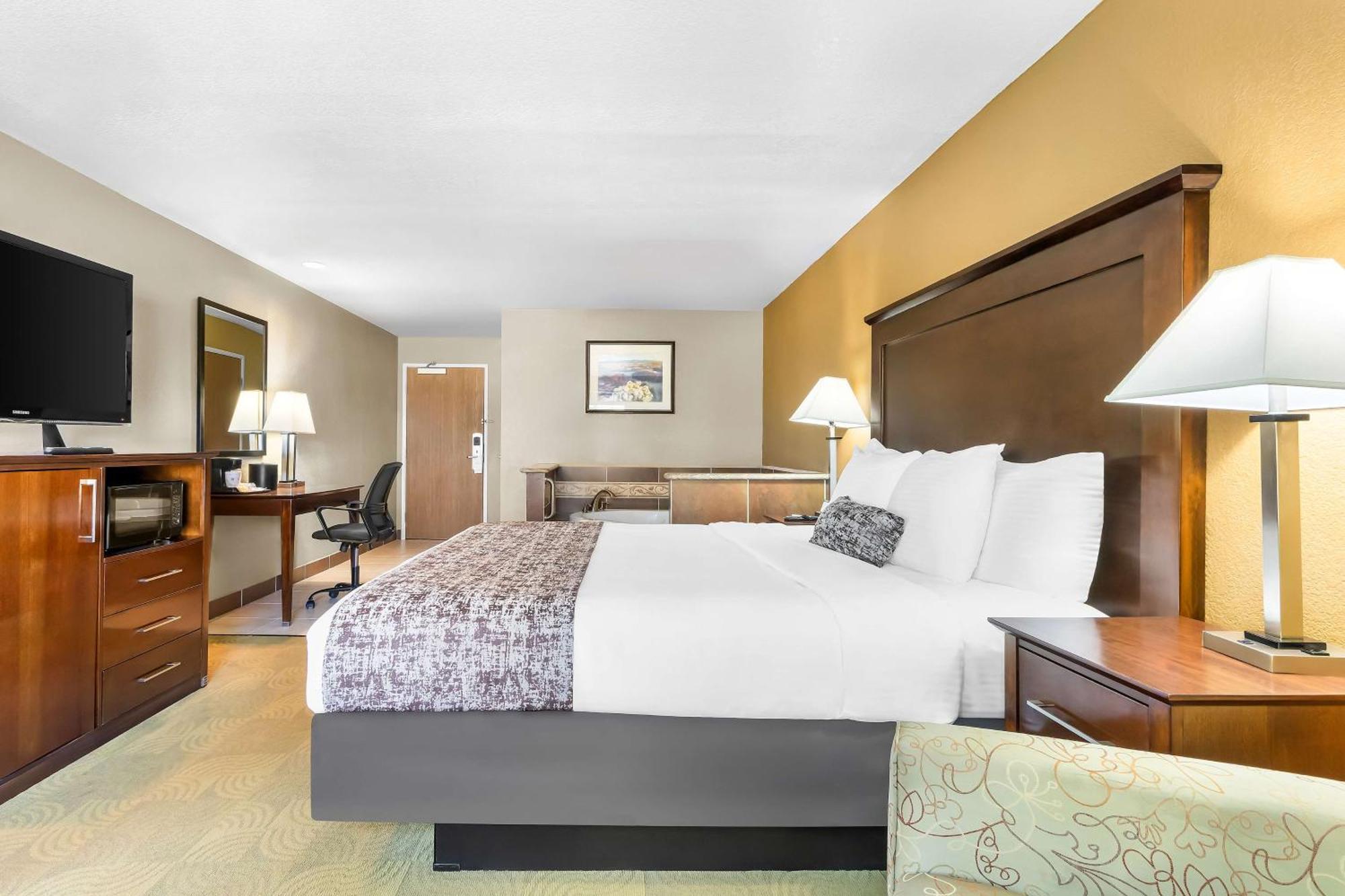 Best Western California City Inn & Suites Exterior photo