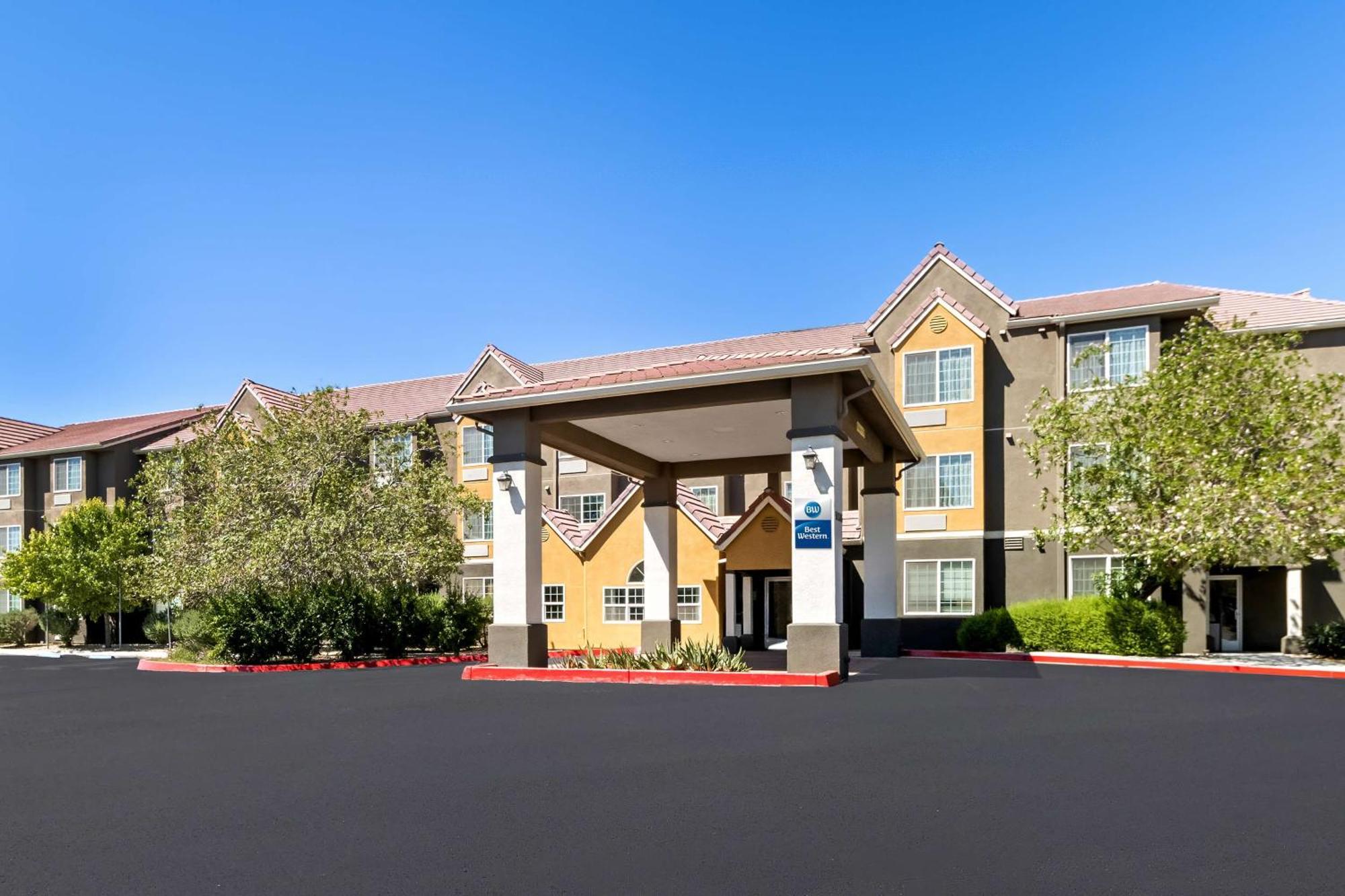 Best Western California City Inn & Suites Exterior photo