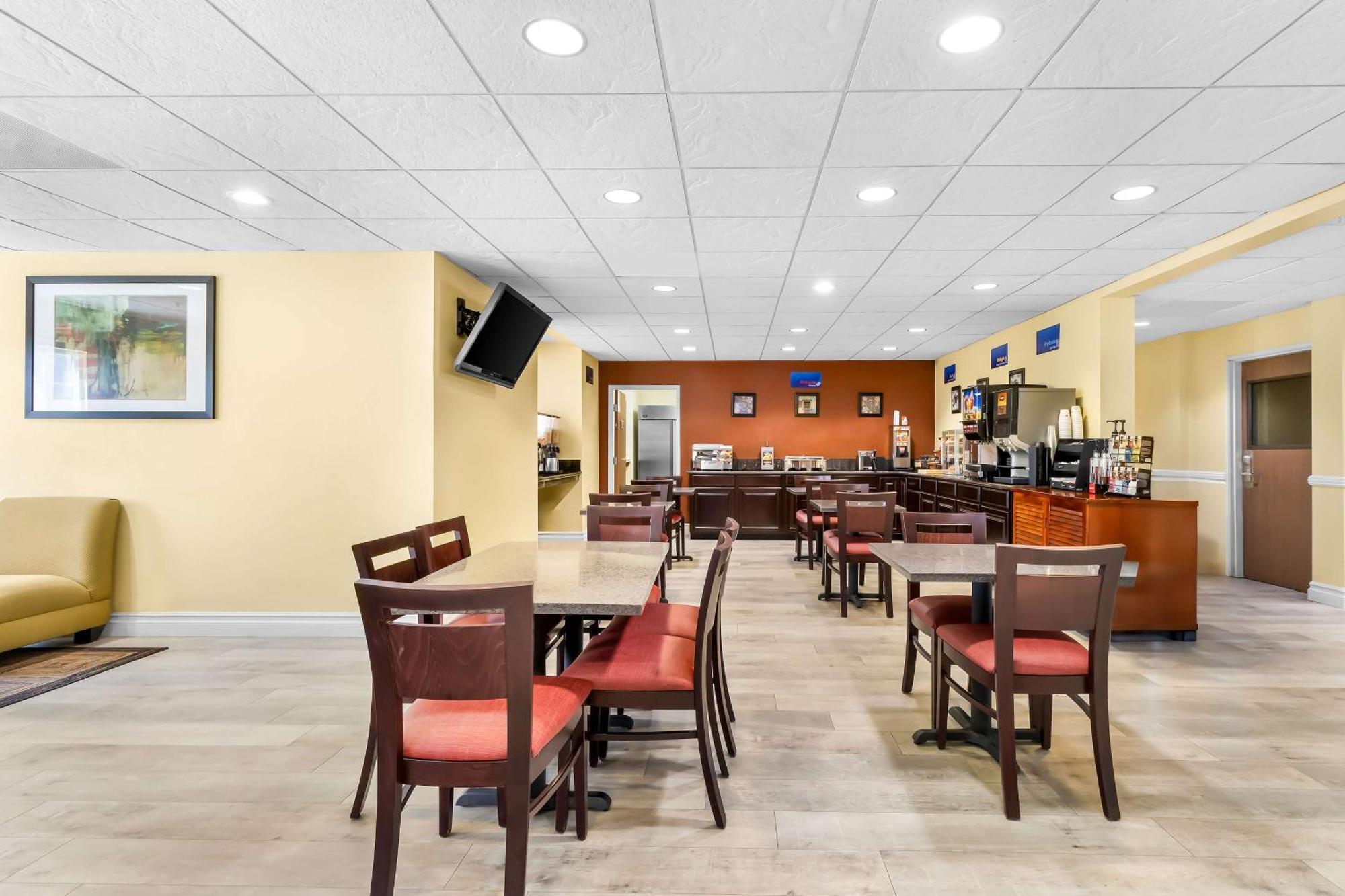 Best Western California City Inn & Suites Exterior photo