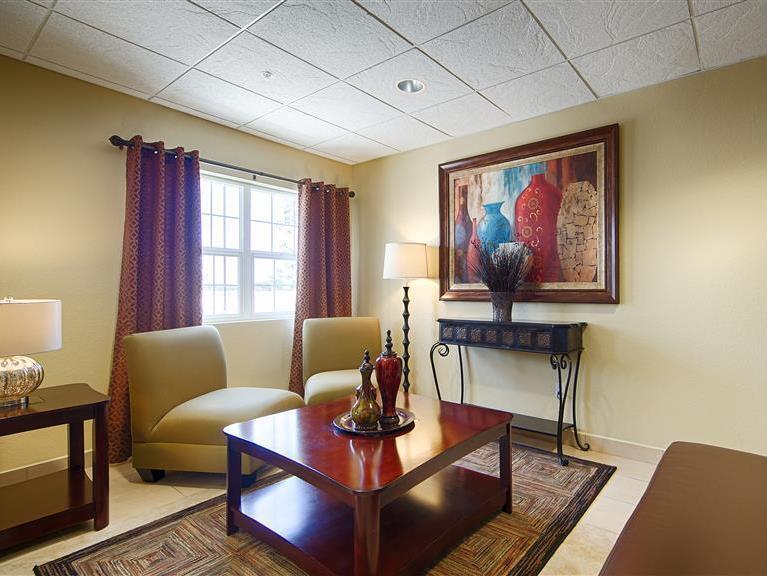 Best Western California City Inn & Suites Exterior photo
