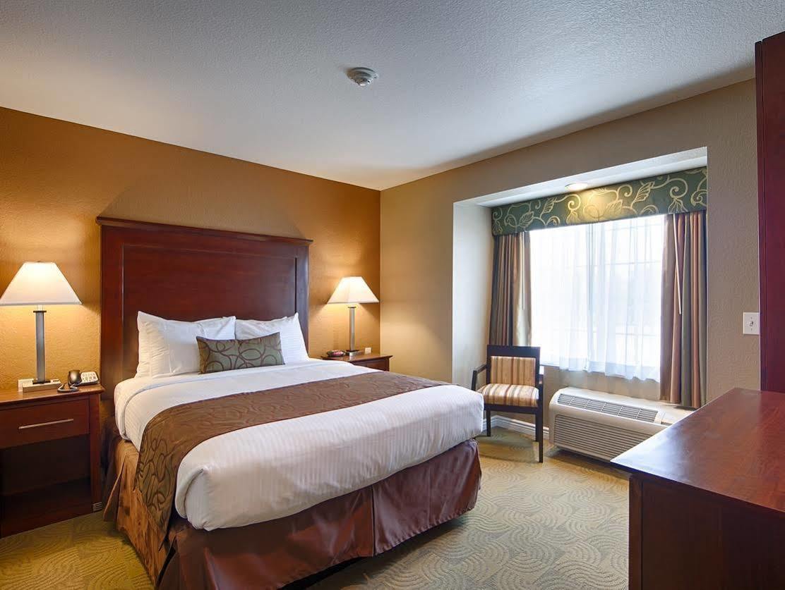 Best Western California City Inn & Suites Exterior photo